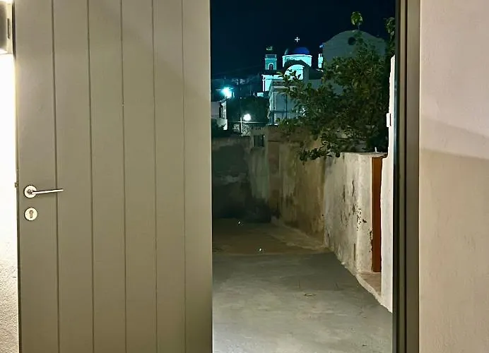 Saba Luxury דירה *